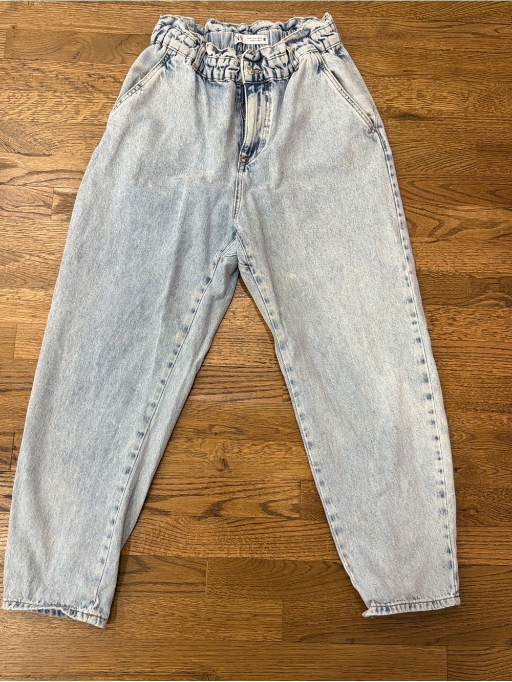 Zara Light Wash Paperbag Waist Jeans
